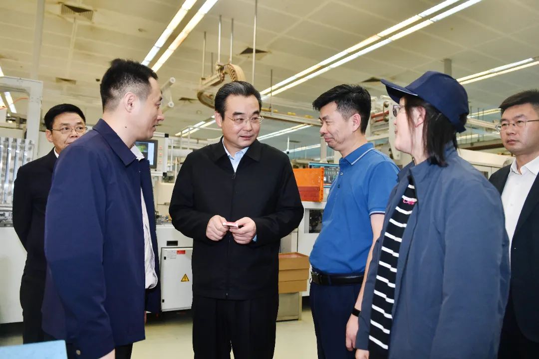 市領(lǐng)導調(diào)研重點企業(yè)和重大項目建設(shè)工作
